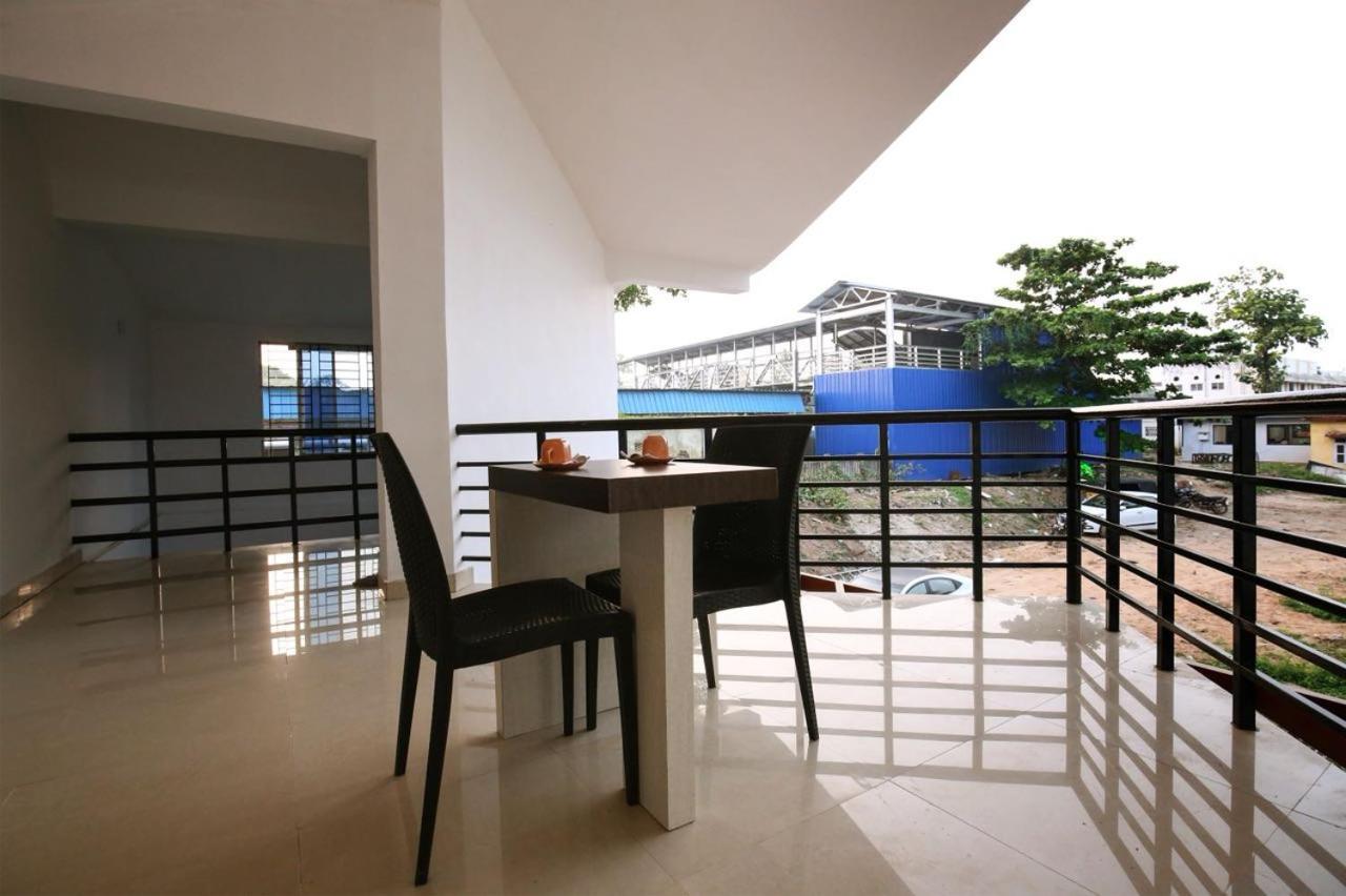 Railview Residency Hotel Alappuzha Kültér fotó